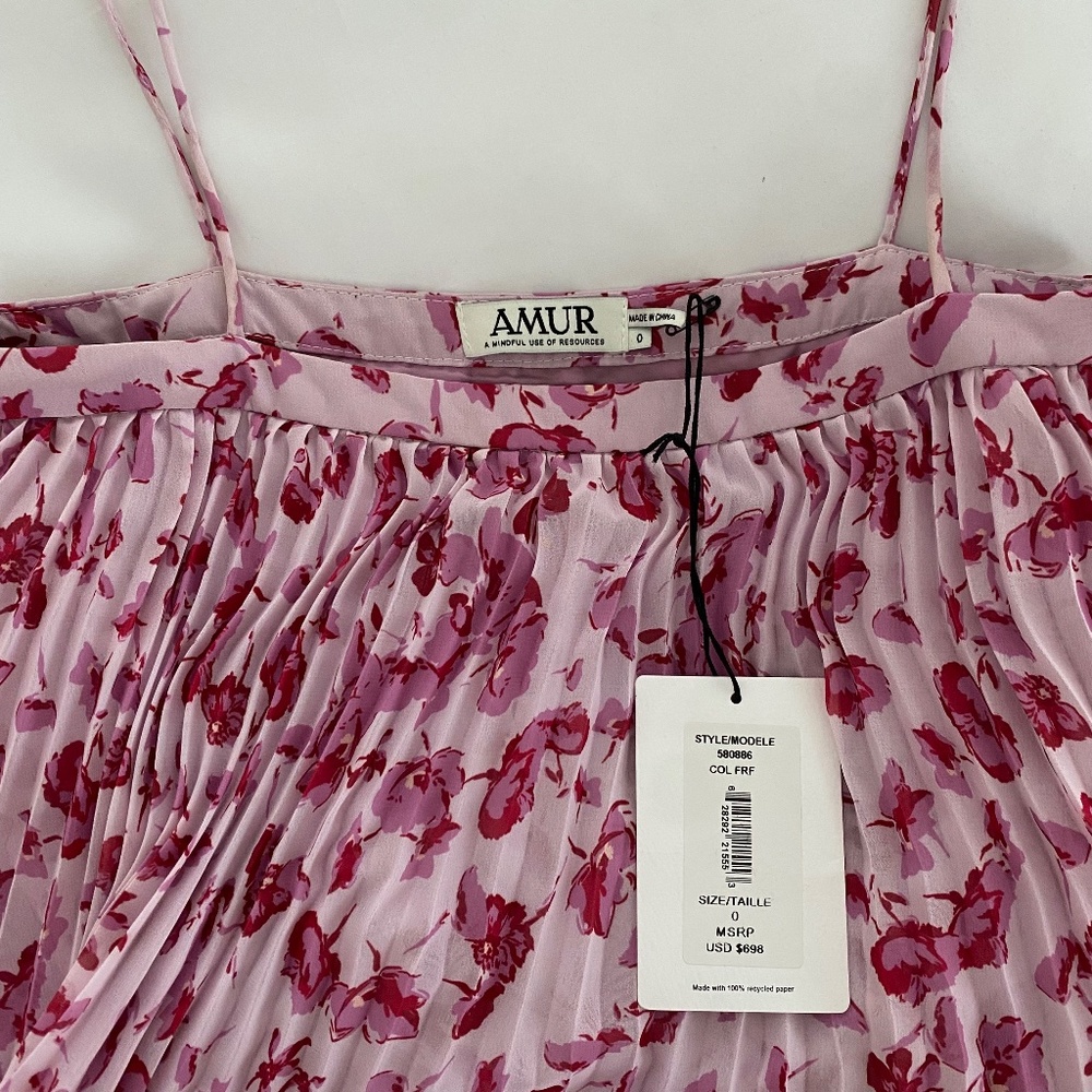 AMUR Nicola Dress in Frozen Rose Pressed Floral (NWT) - Picture 5 of 11